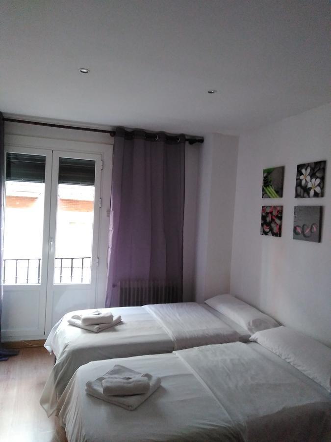 Santa Ana Apartamento Madrid Exteriör bild